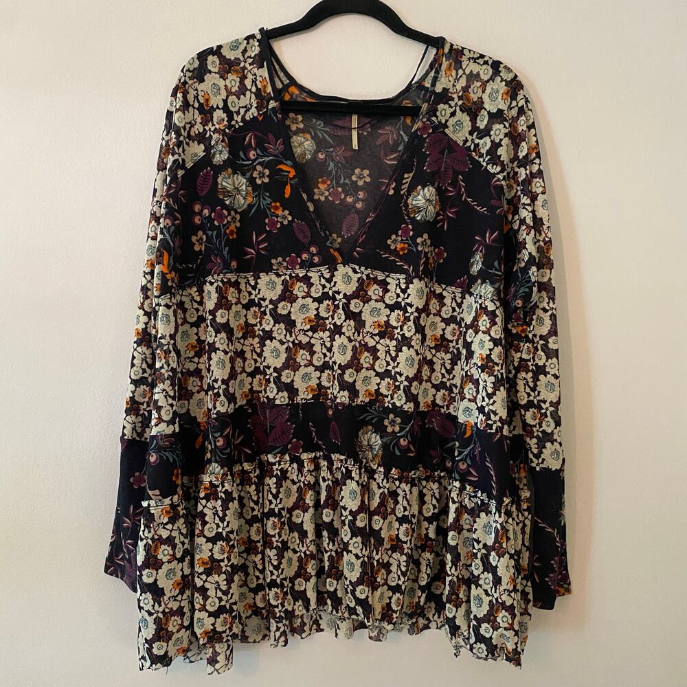 Free People Blue White Floral Sheer V-neck Blouse Boho Fairy Women's size Small